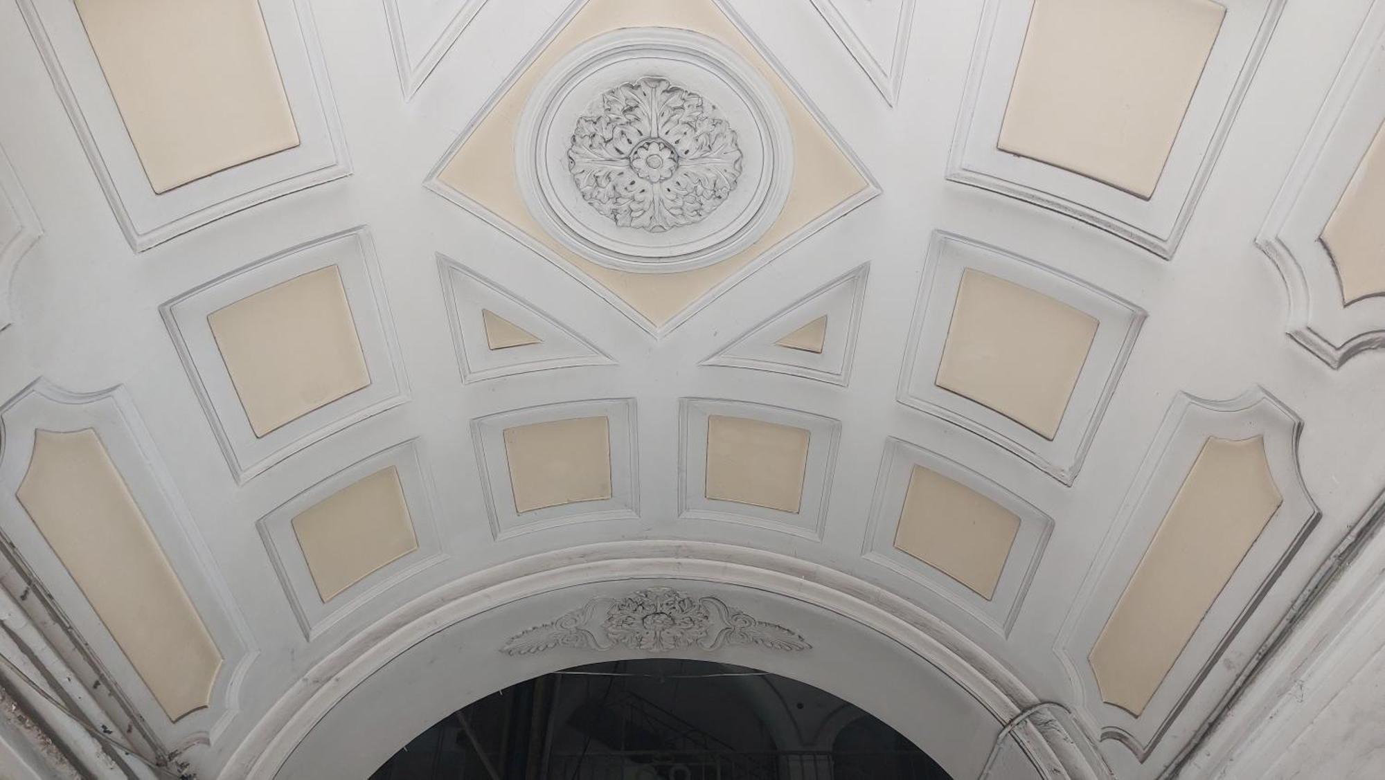 Grande & Favoloso Vicino Il Museo Madre Naples Luaran gambar